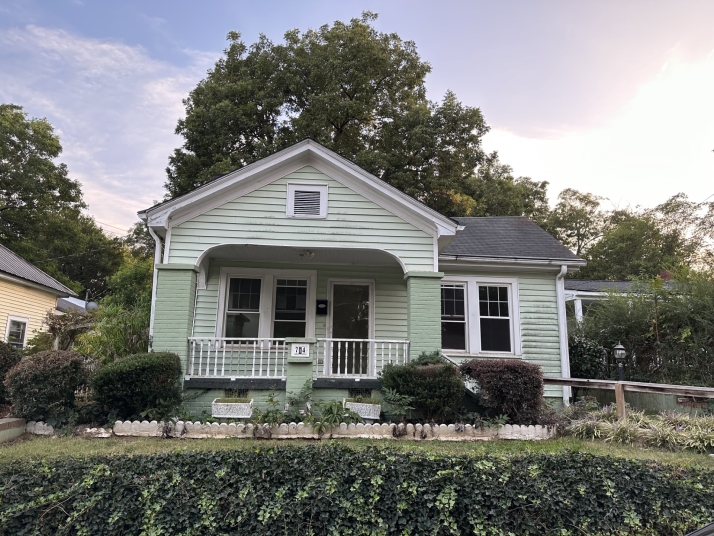 704 Salem St - Image 17569243