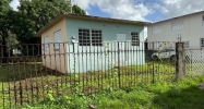 196 Charbotiar St Toa Baja, PR 00949 - Image 17569580