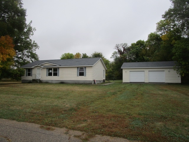 411 3rd St - Image 17570405