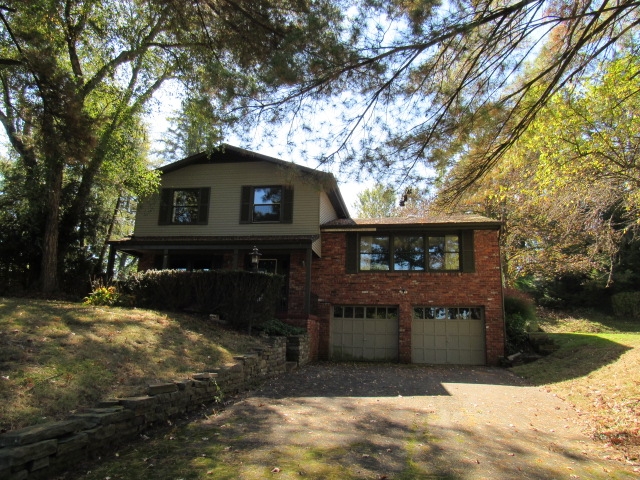 2207 Hall Ct - Image 17571270
