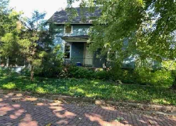 229 E VINE - Image 17572924
