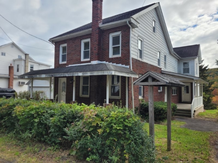 29 W White Bear - Image 17574621