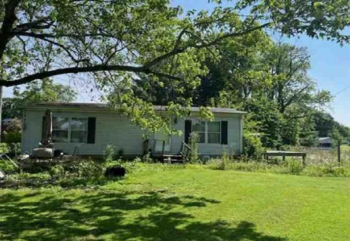 4276 HILLTOP RD - Image 17575787