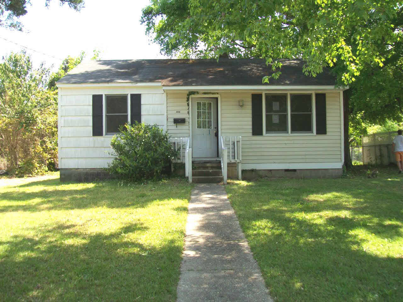 408 Nelson Dr