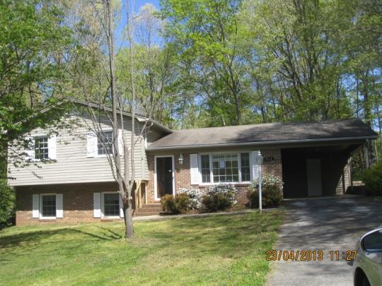 324 Dudley Ave