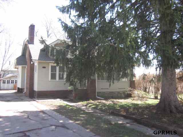 629 S 50th Ave