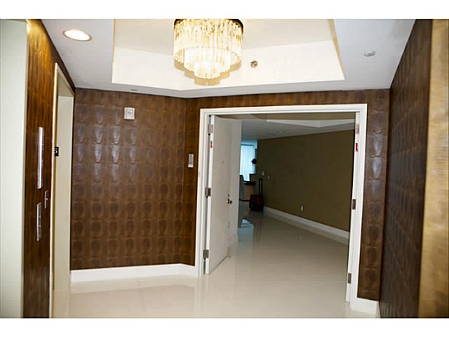 2711 S OCEAN DR # 2803