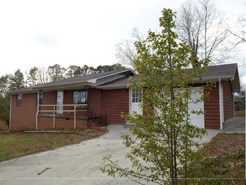 2262 Broomfield Rd SE