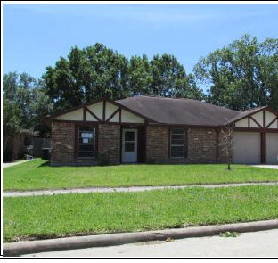 14215 Barrone Dr