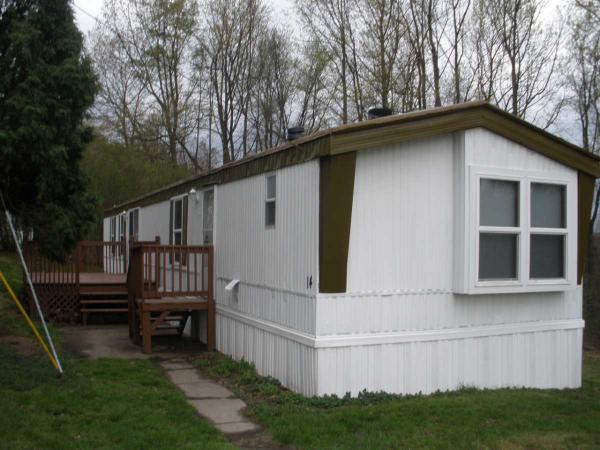 14 Apple Grove