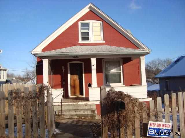 5621 S 22nd St