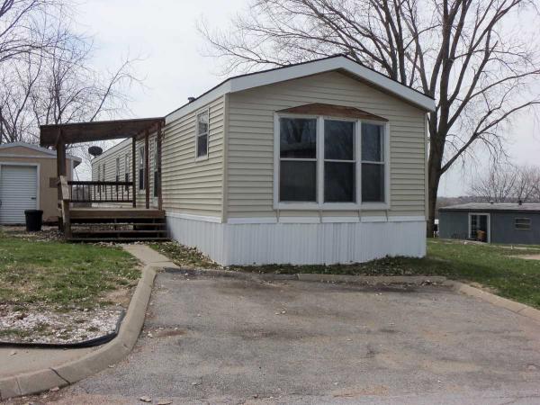 11261 Iowa Plaza Lot 376