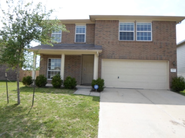 2038 Diamond Crest Dr