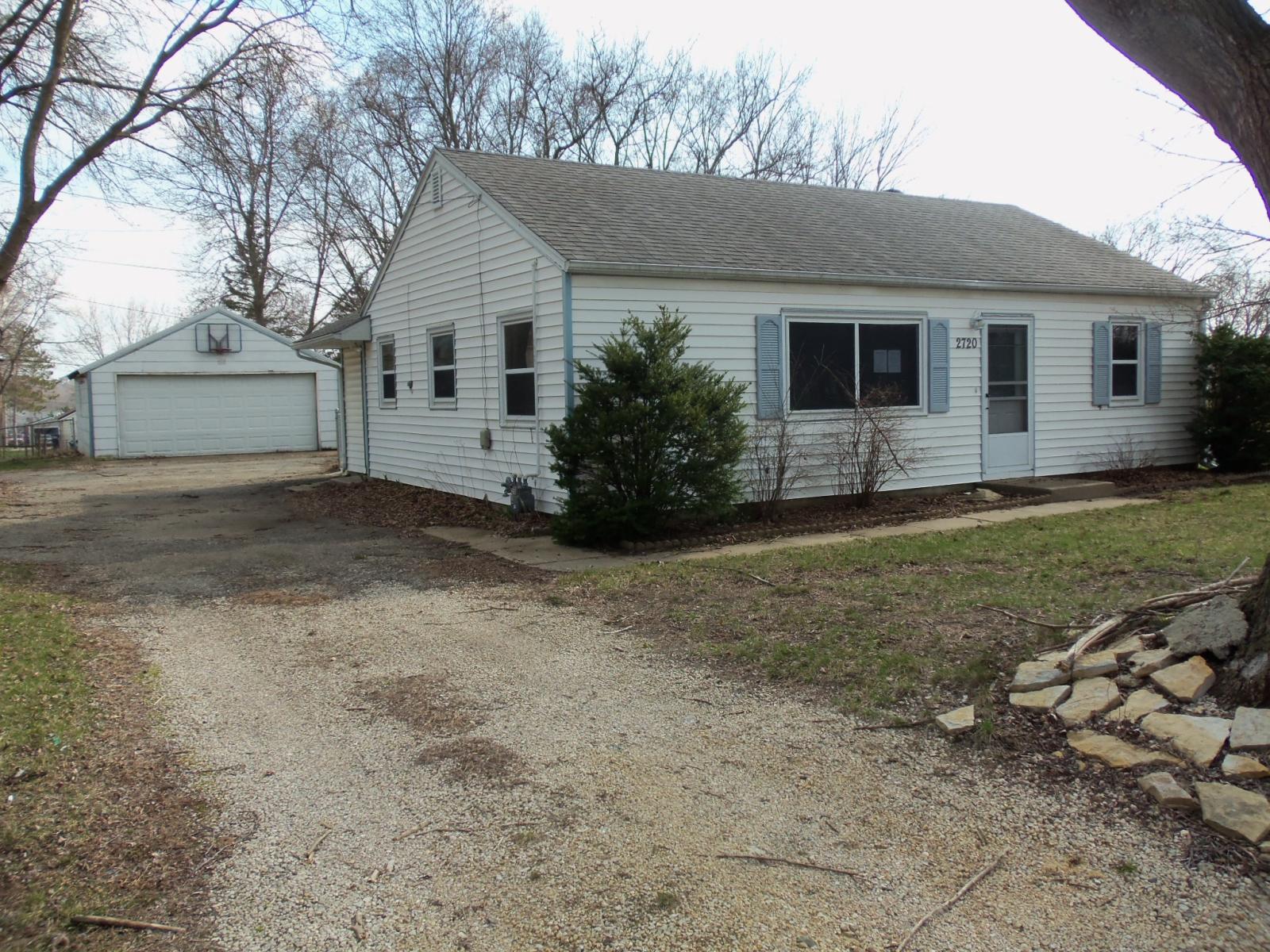 2720 Melody St SE