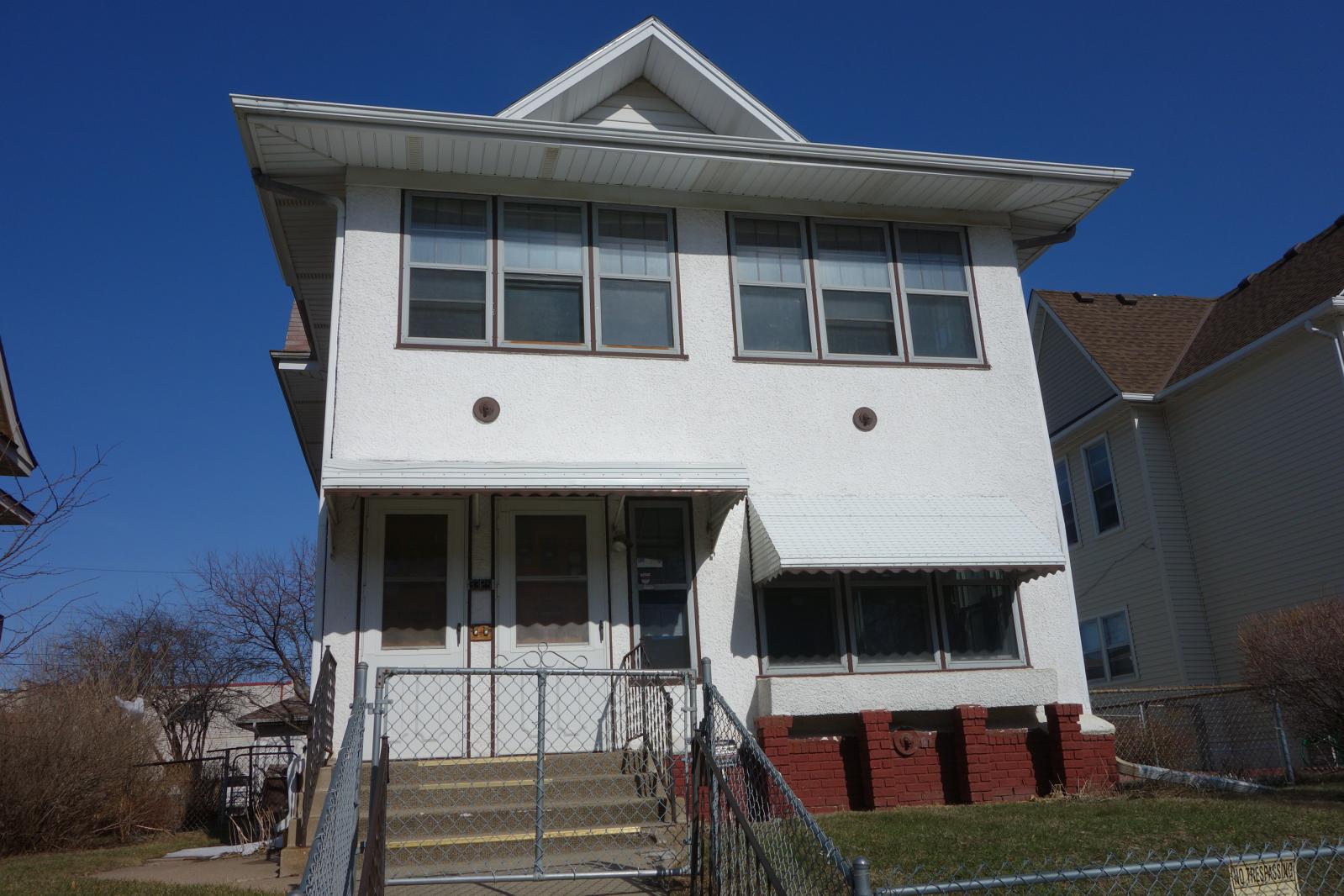 3325 Clinton Ave