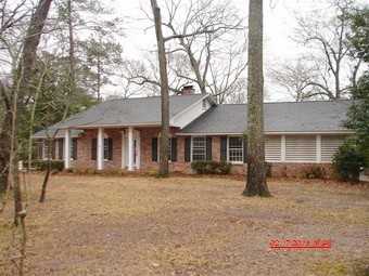 950 Club Ln