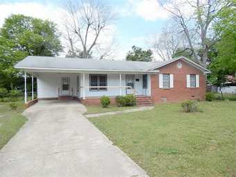 809 W Bartlette St