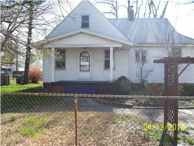 1224 S Harlan Ave