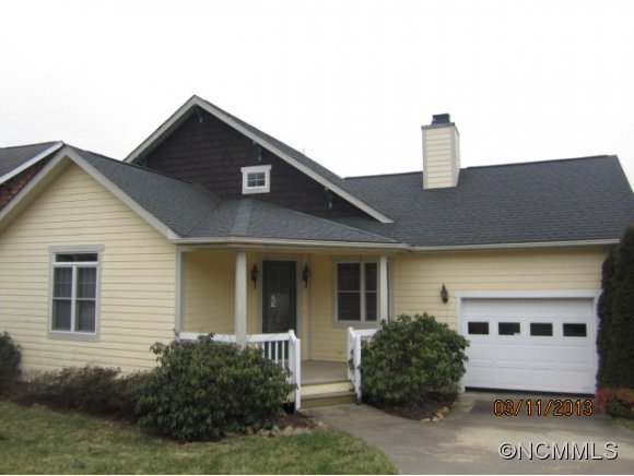 8 Olde Cottage Ln