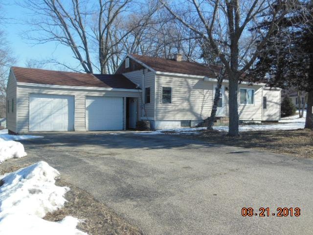 2605 W Saint Lawrence Ave