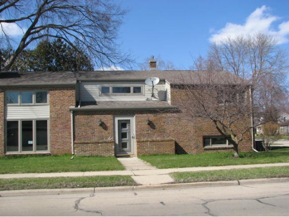 777 Elm St