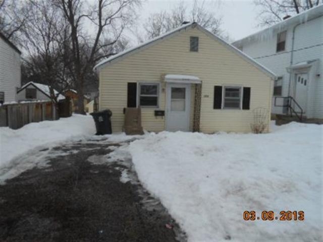 1934 Schlimgen Ave