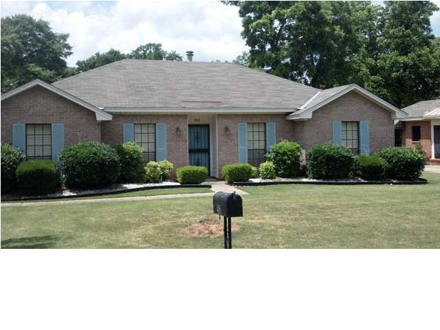 501 Deerfield Dr