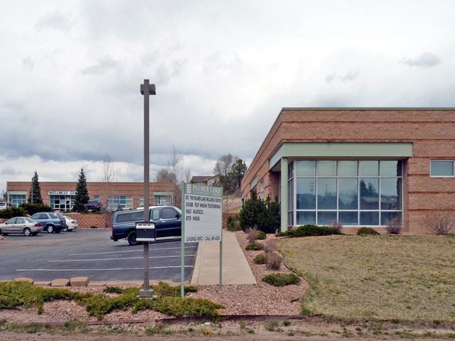 870 Commercial Ln