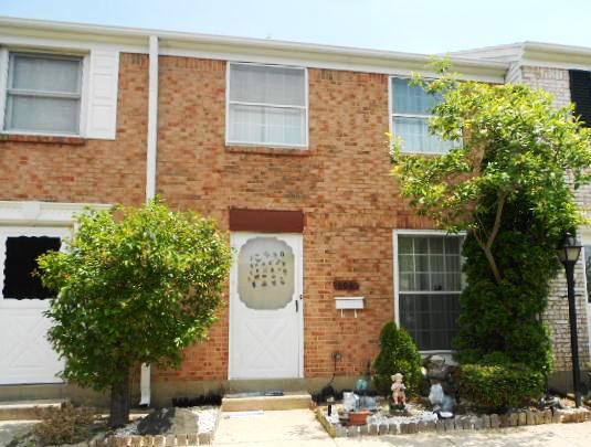 606 Ramblewood Court #216