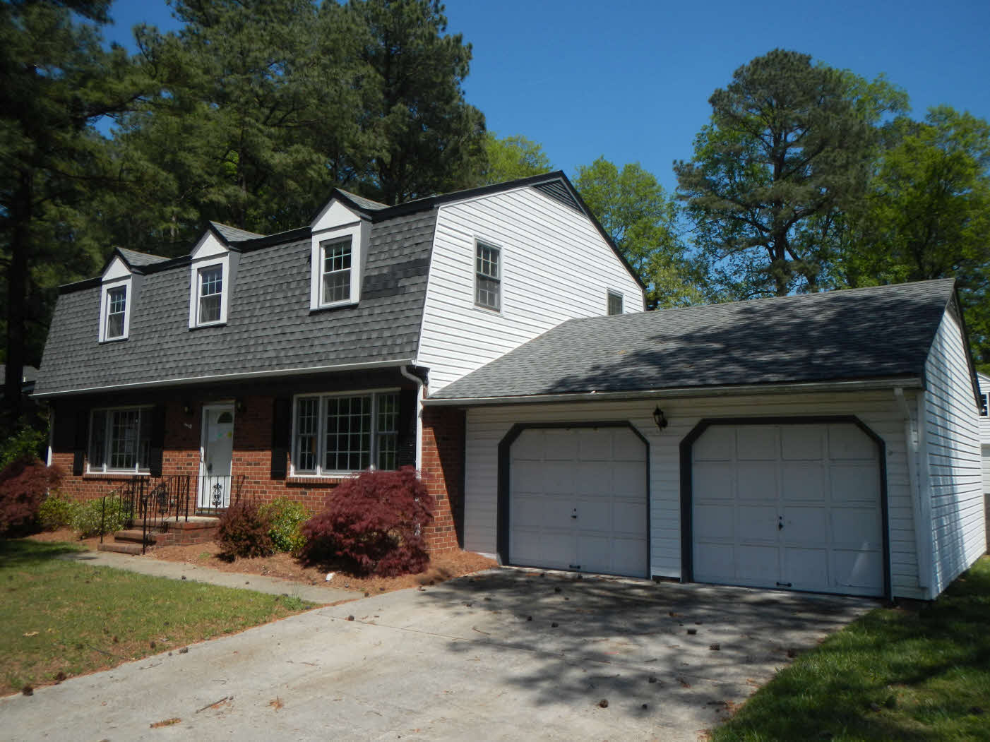 114 Stratford Dr