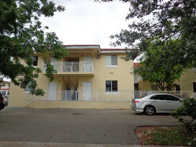 2185 NW 16 TE # 15