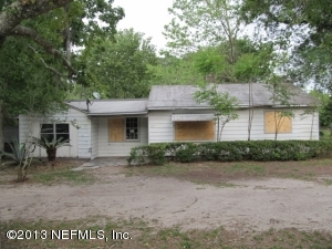 2565 Peach Dr