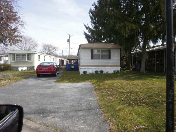 10 Holly Oak Drive
