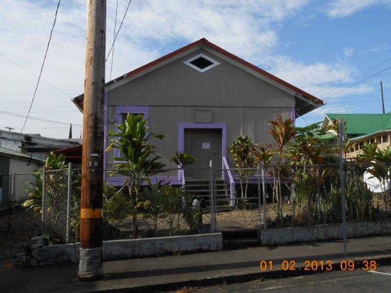 76 Kilauea Ave