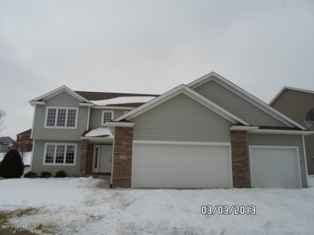 2596 Flagstone Ln Nw