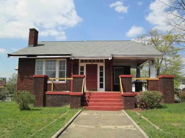 112 Bleckley St