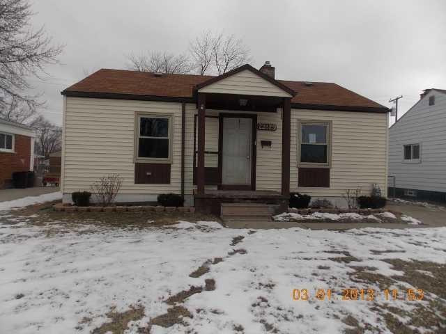 22829 E 13 Mile Rd
