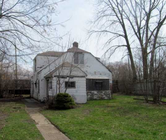 360 Ashland St
