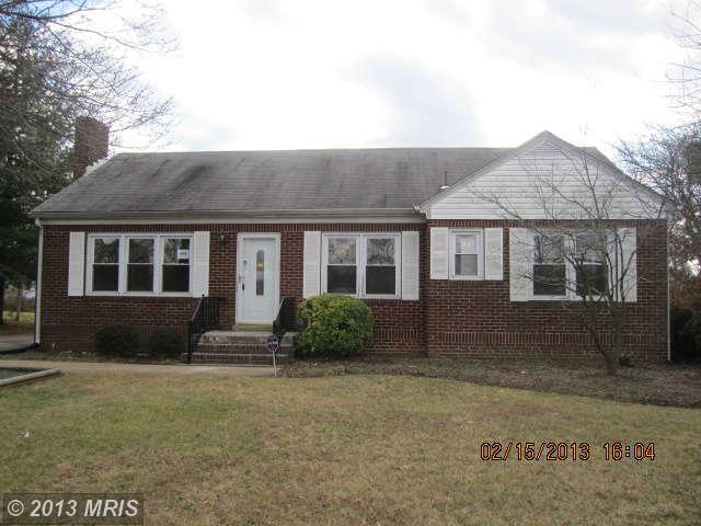 8906 Sudley Rd