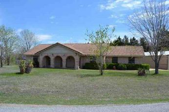 18 Twilight Ln