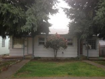 927 & 927 1/2 W 13th Street