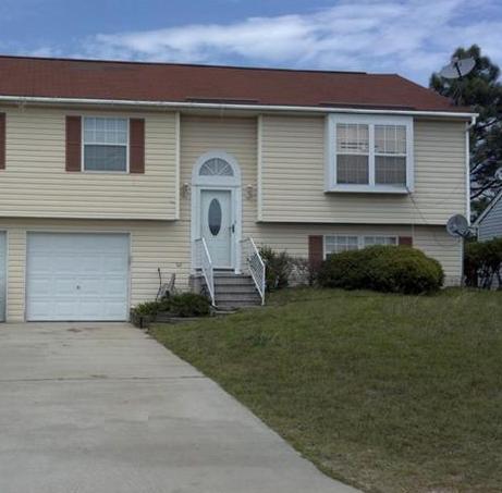 825 Winslow Way