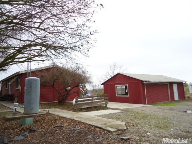 10982 28 Mile Rd