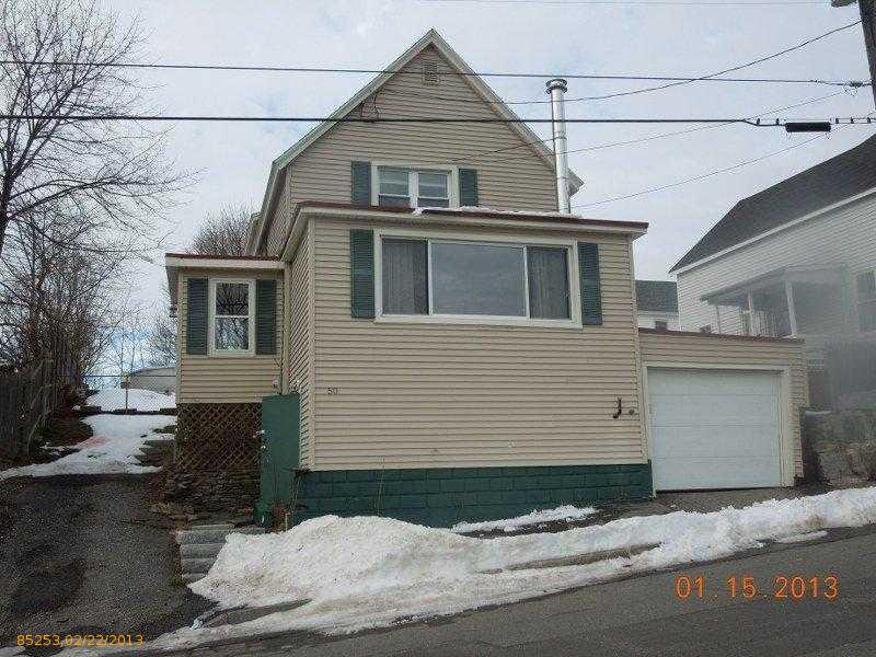 50 Oak St