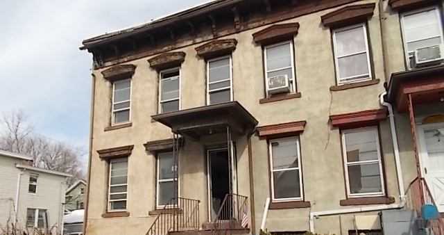 83 Spring St