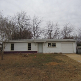 1214 N Oak Street