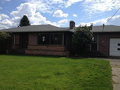 2008 Burcham St