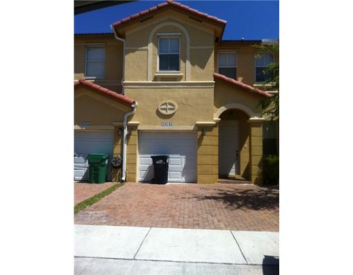10749 NW 78 TE # 10749