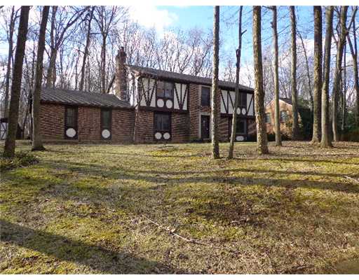 1035 Woodhaven Ct