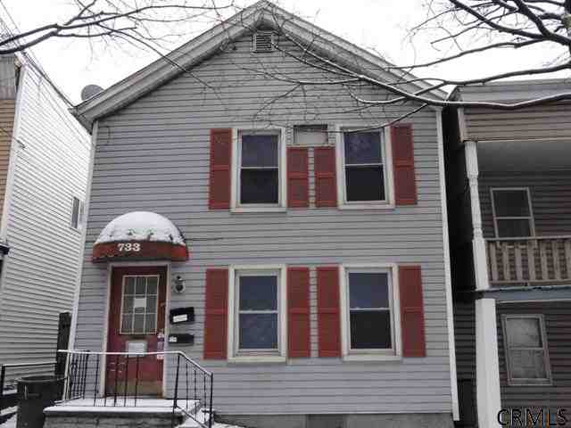 733 Burden Ave